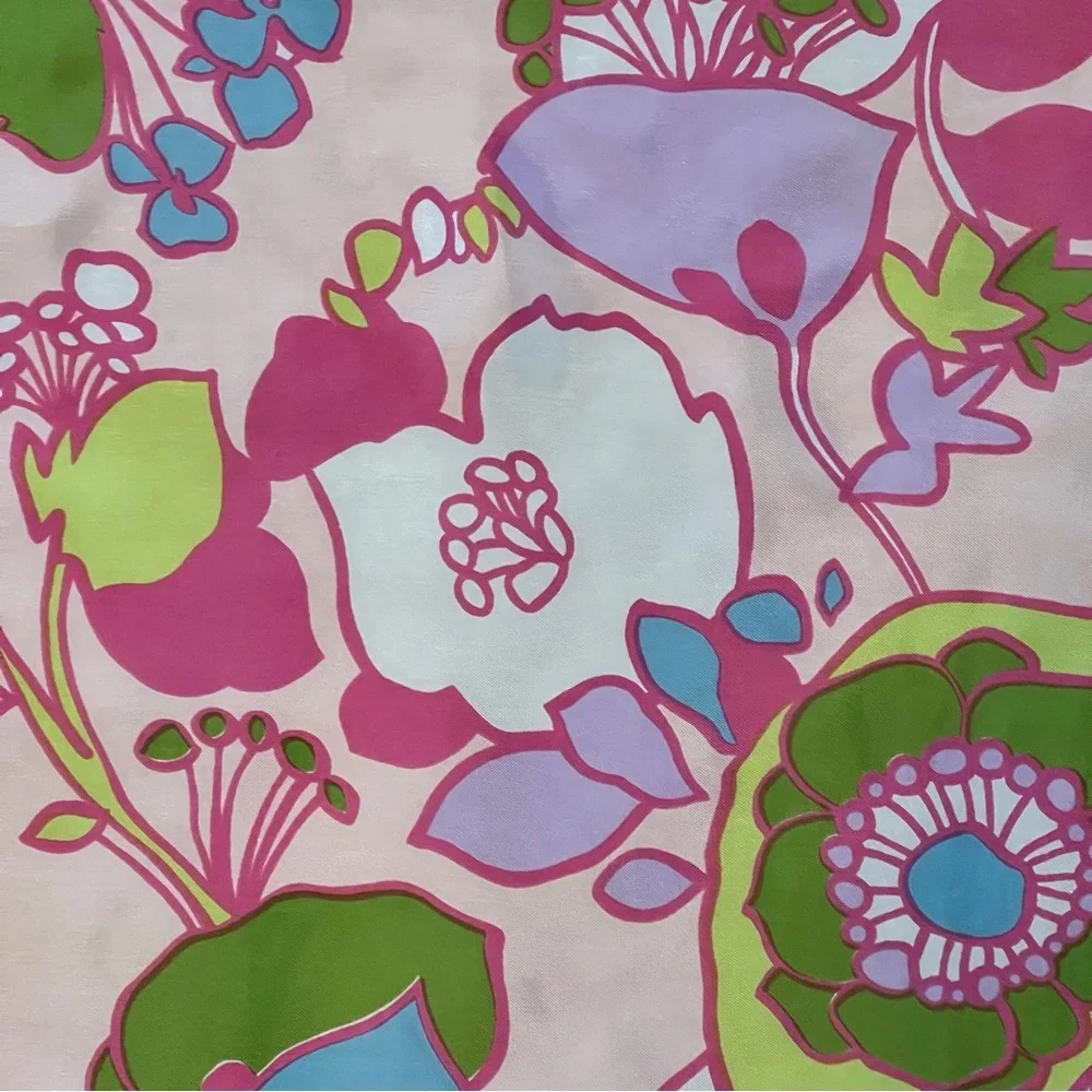 Vintage 29” Square Scarf in Pink and Green